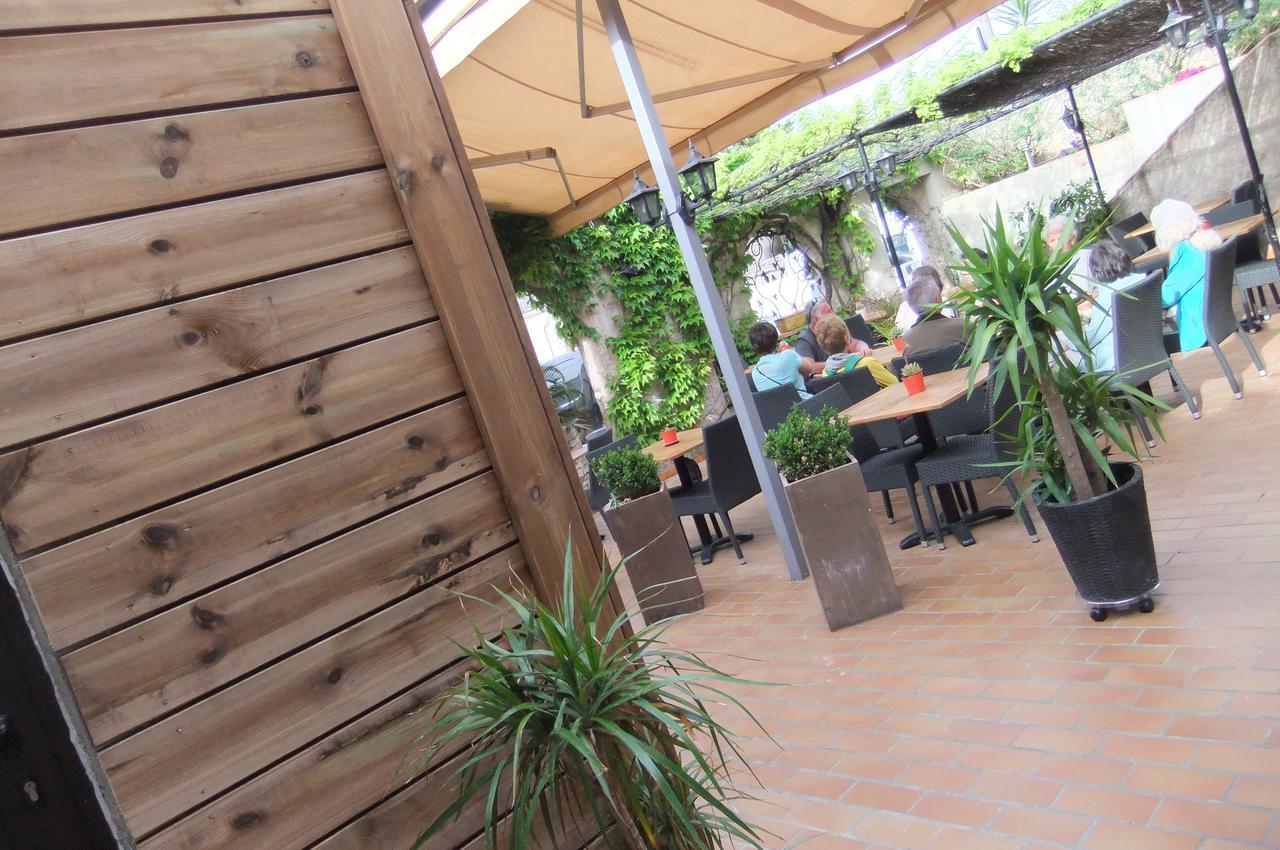 Hôtel restaurant U.Pozzu Sisco Extérieur photo