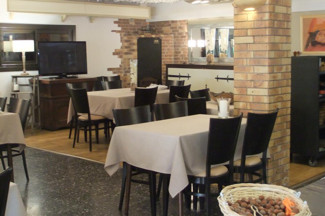 Hôtel restaurant U.Pozzu Sisco Extérieur photo